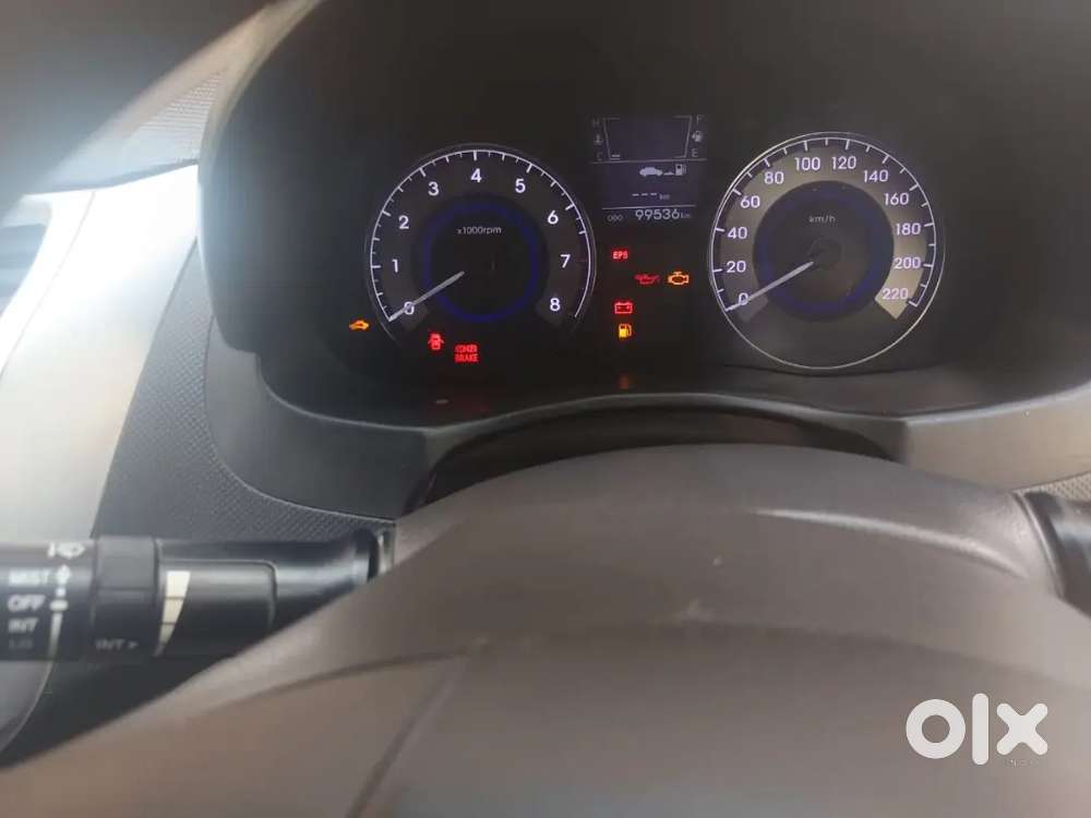 Hyundai Verna 2013 Petrol 100000 Km Driven