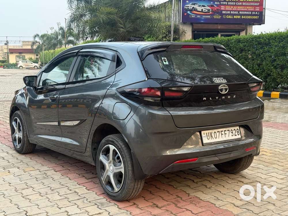 Tata Altroz 1.2 Xt, 2022, Petrol