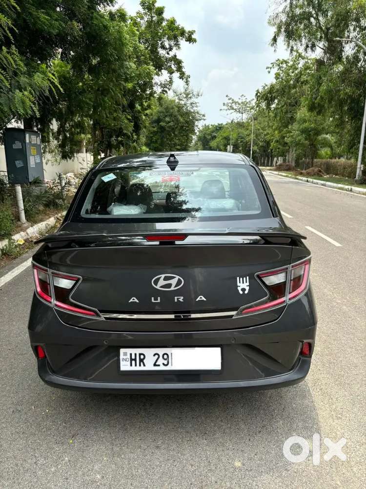 Aura 1.2 Sx Cng Well Maintained