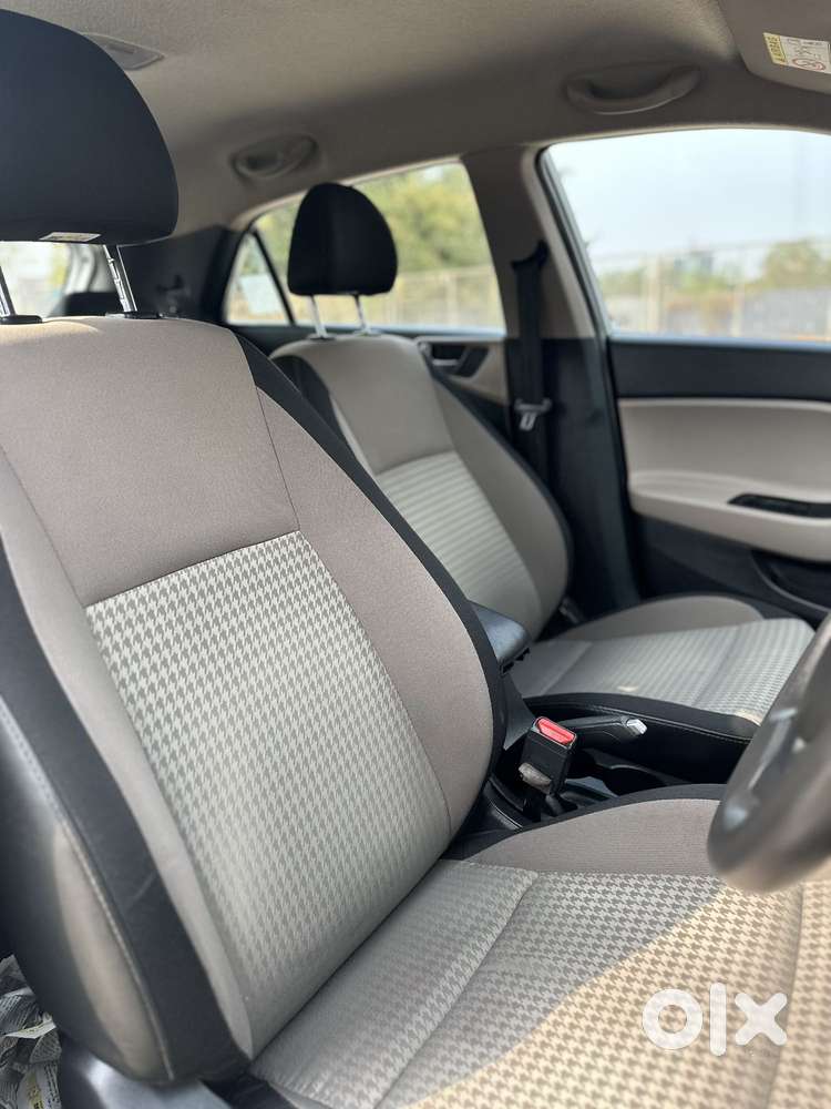 Hyundai I20 1.2 Sportz (o), 2019, Cng & Hybrids