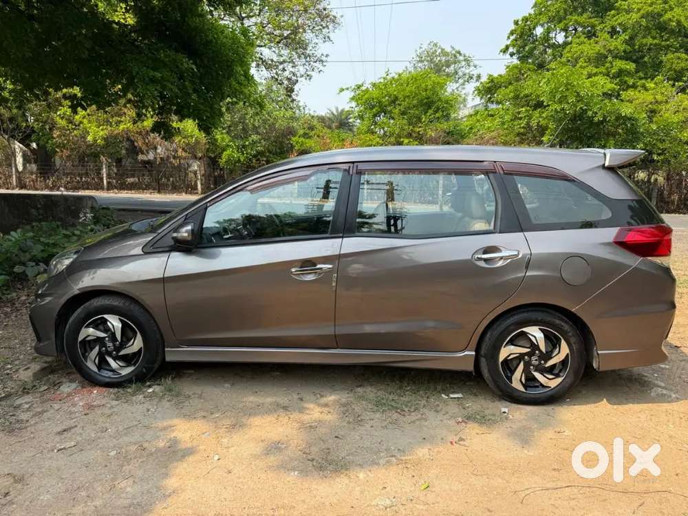 Honda Mobilio Rs Diseal/petrol Both 2015 Availavale