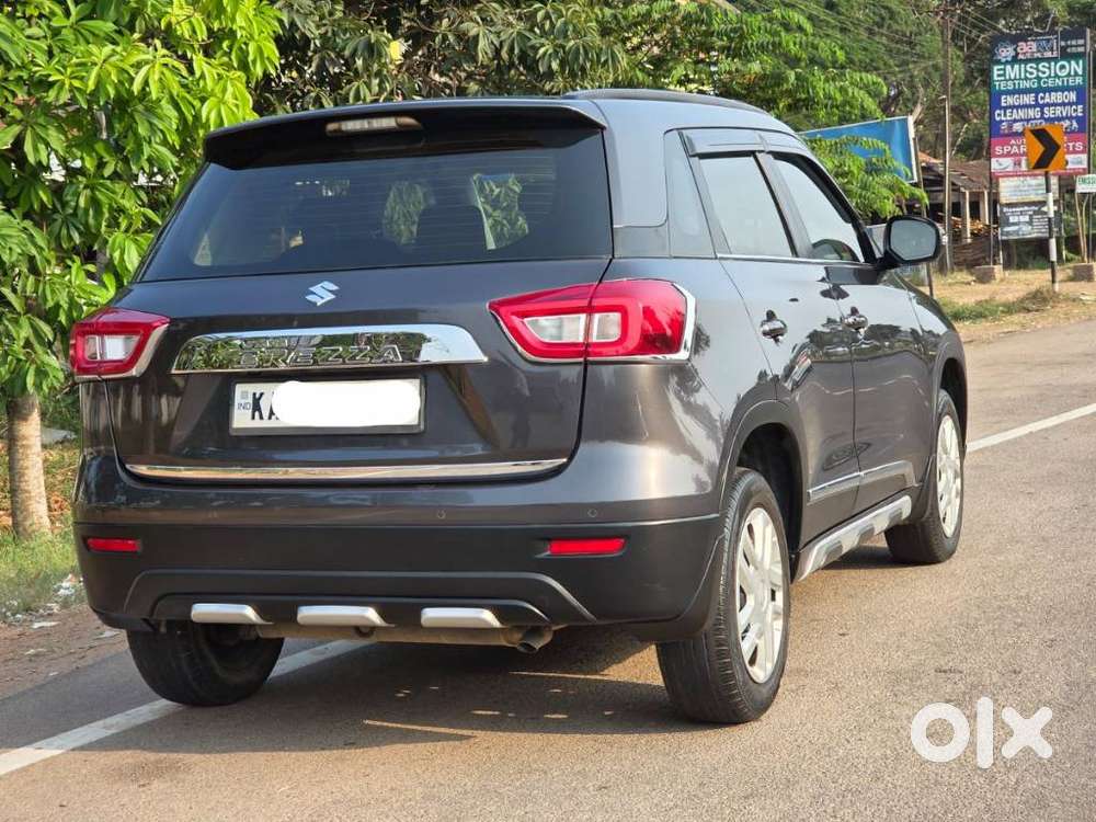 Maruti Suzuki Brezza 1.5 Vxi Smart Hybrid, 2021, Petrol