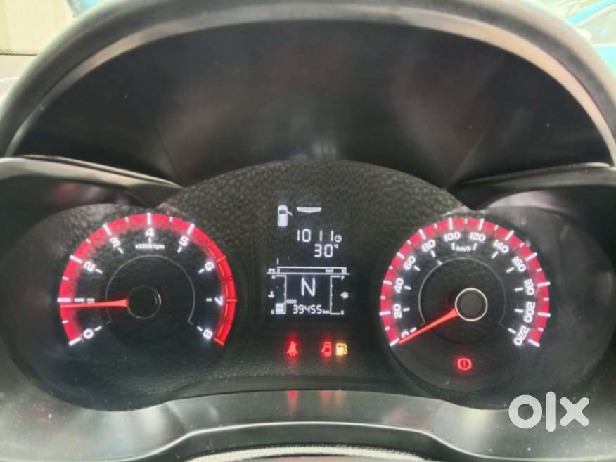 Mahindra Xuv300 W6, 2022, Petrol