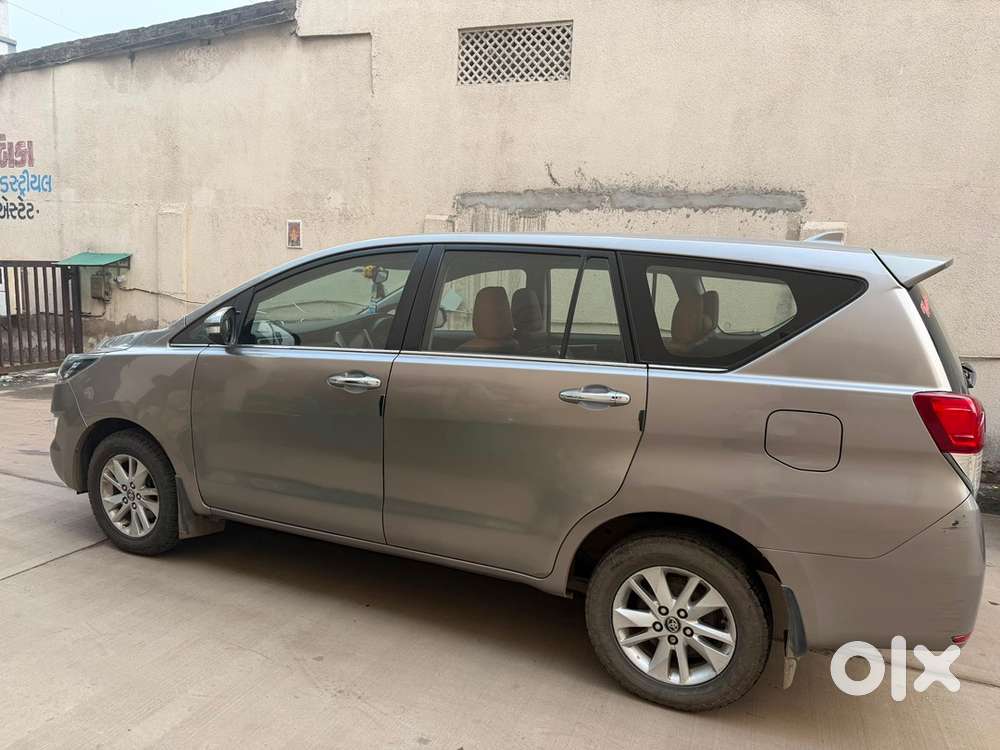 Toyota Innova Crysta 2018