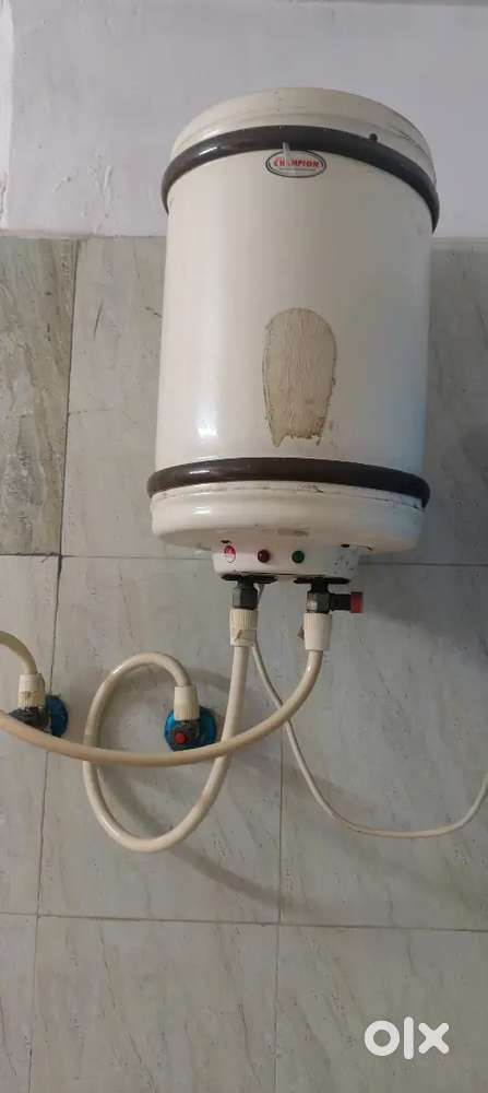 Champion water geyser