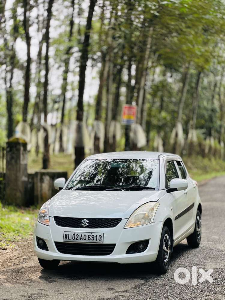 Maruti Suzuki Swift Lxi Option, 2013, Petrol