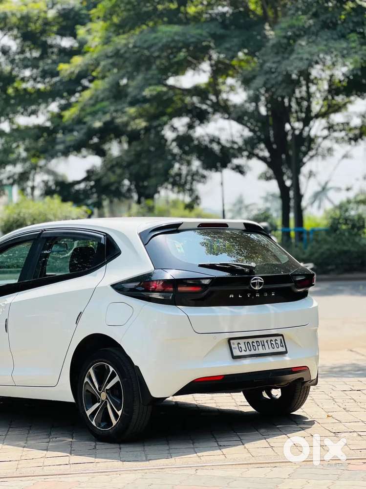Tata Altroz 1.2 Xz (o), 2022, Petrol