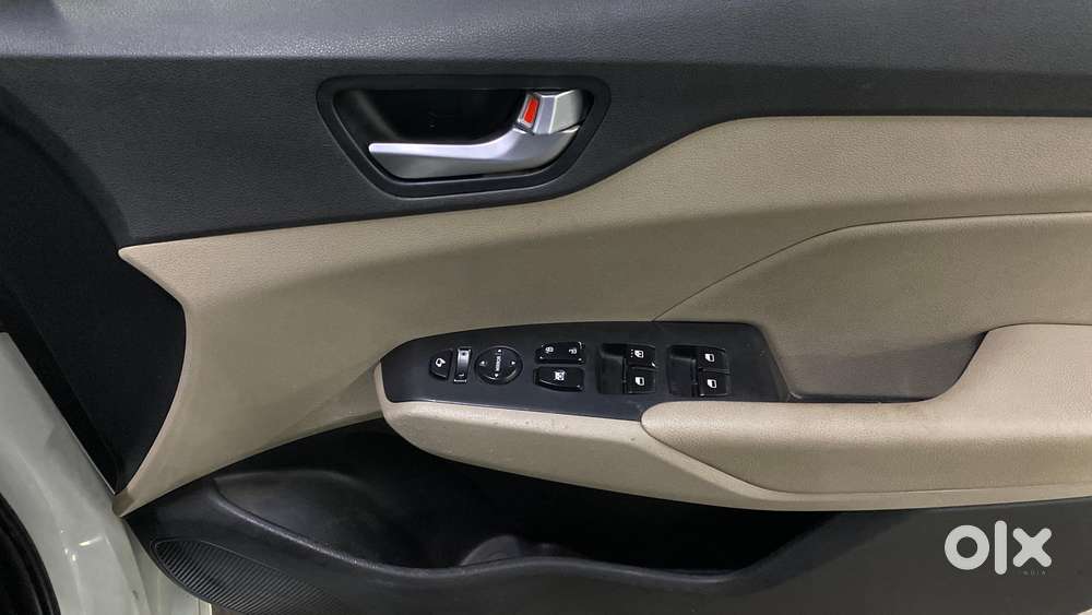 Hyundai Verna 1.6 Sx (o) Vtvt, 2019, Petrol