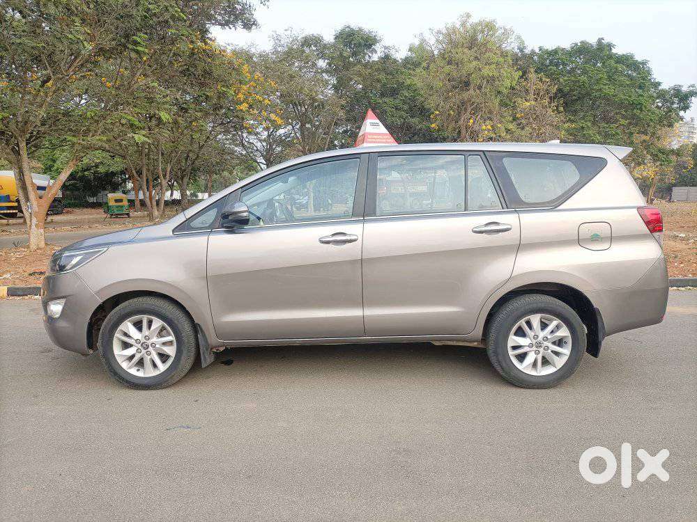 Toyota Innova Crysta 2.4 V 7 Str, 2018