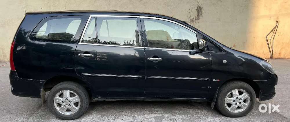 Toyota Innova V (2008)