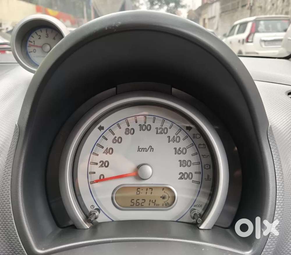 Maruti Suzuki Ritz Genus Vxi, 2011, Petrol