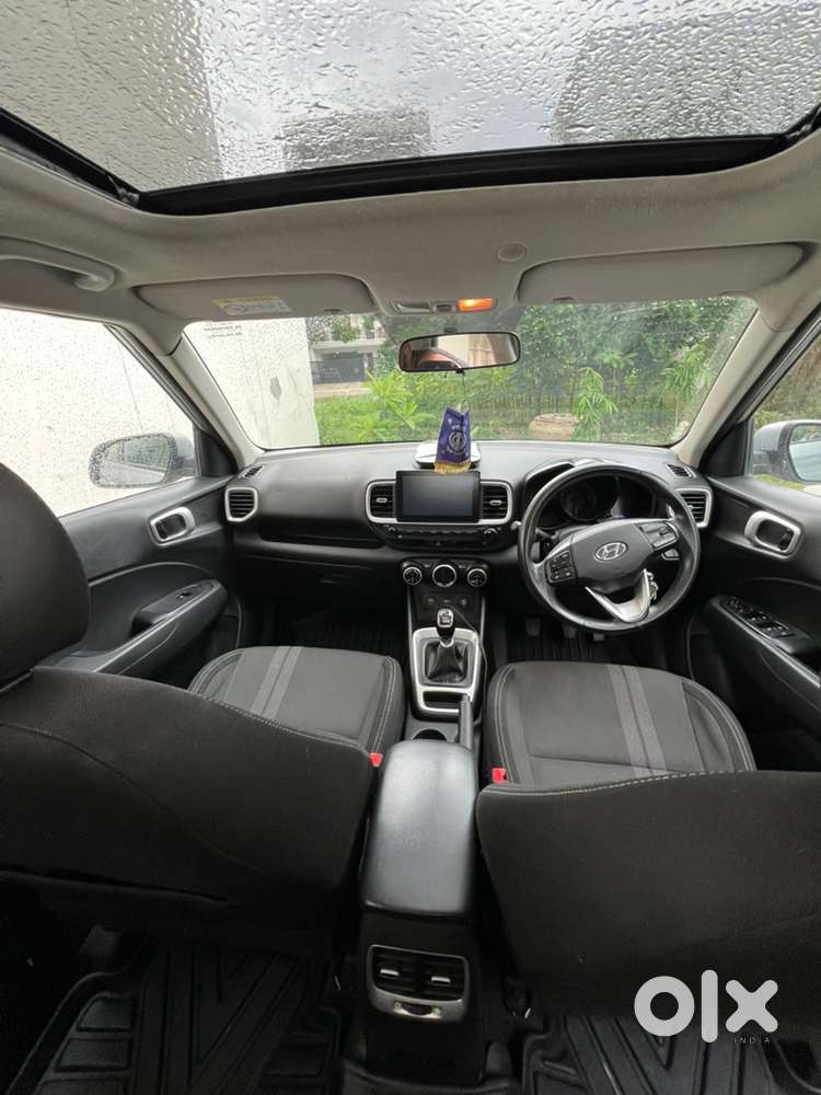 Hyundai Venue Petrol 2019