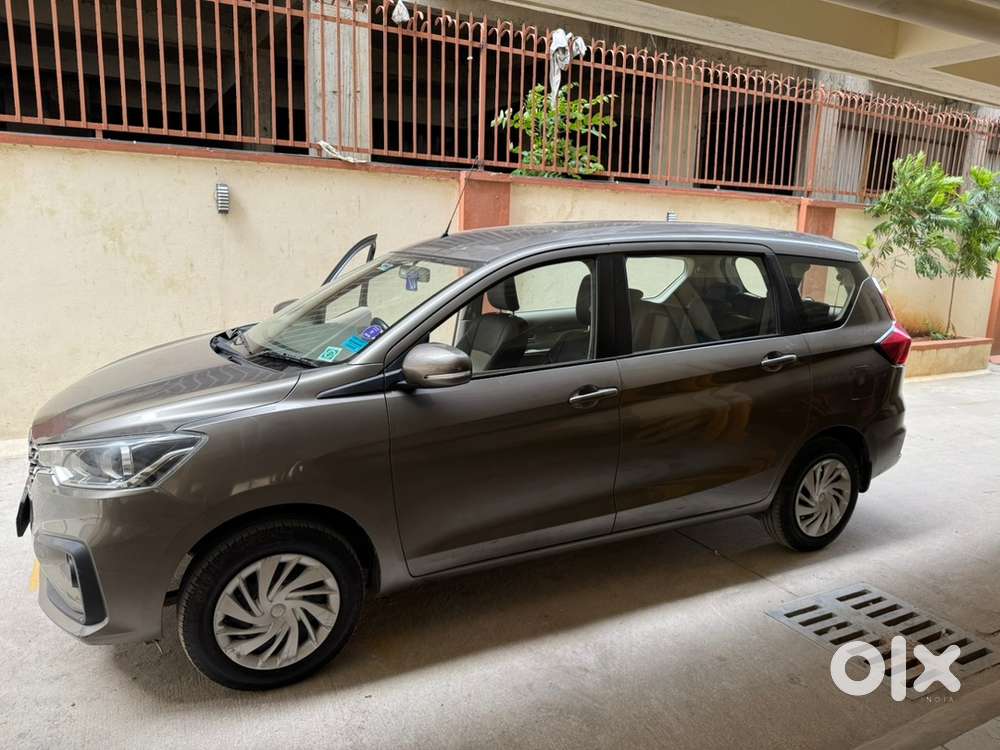 Maruti Ertiga Petrol 2024