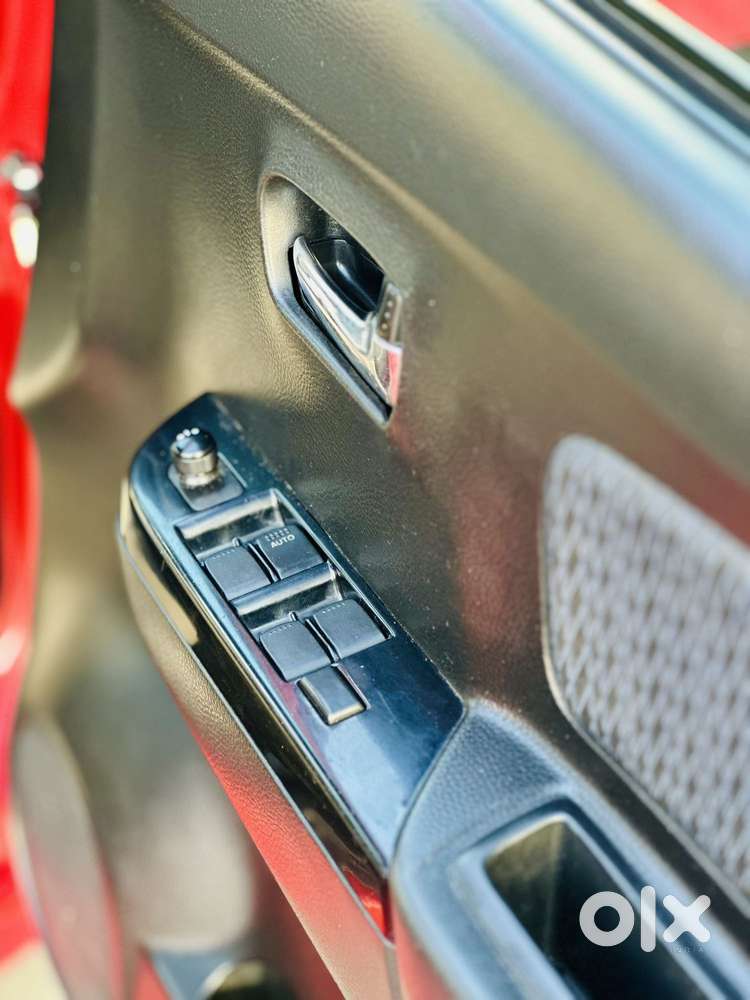 Maruti Suzuki Wagon R Stingray 1.0 Vxi Plus, 2016, Petrol