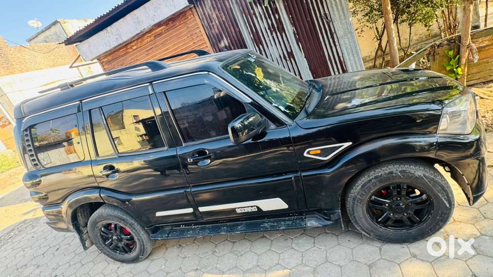 Mahindra Scorpio Classic 2014 Diesel 100000 Km Driven
