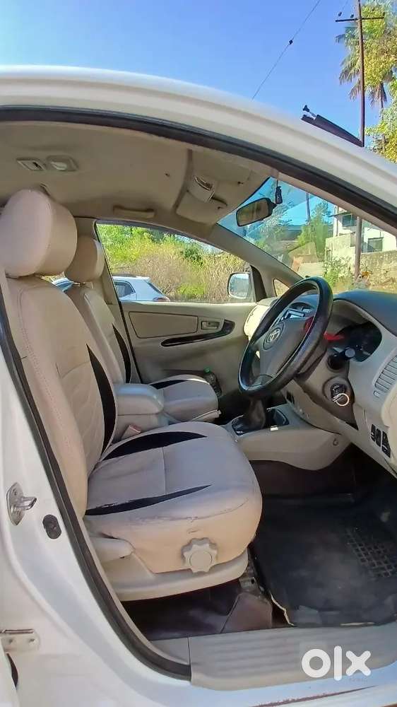 Toyota Innova 2010 Diesel Well Maintained