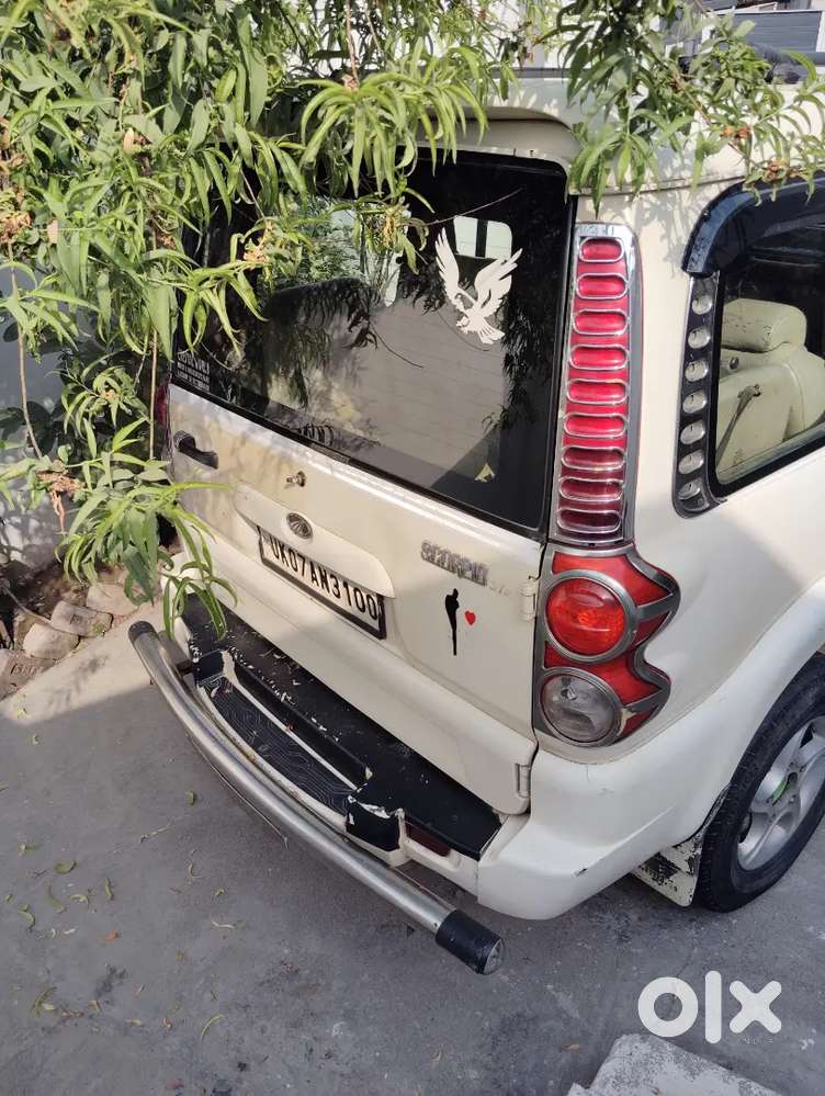 Mahindra Scorpio Classic 2012 Diesel 180000 Km Driven