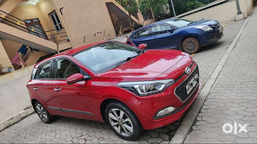 2017 Hyundai Elite I20 Asta(o) Petrol  43,000 Km  Hyundai Service Hi