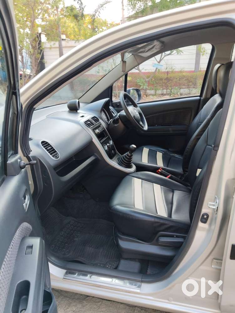 Maruti Suzuki Ritz Genus Vxi, 2013, Petrol