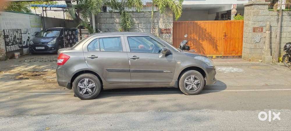 Maruti Suzuki Swift Dzire 1.2 Lxi Bsiv, 2016, Petrol