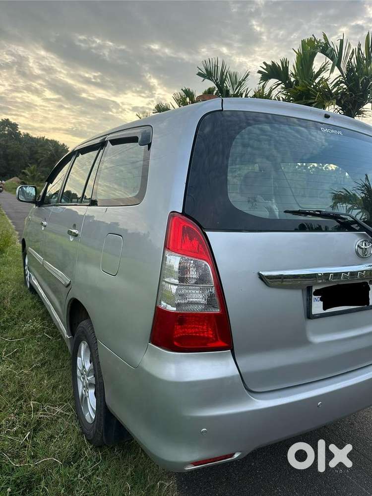 2012 Toyota Innova 2.5 Gx