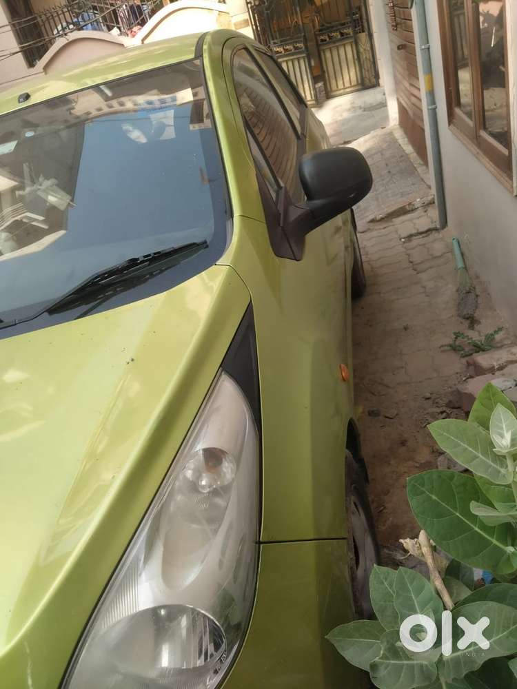 Chevrolet Beat 2011 Petrol