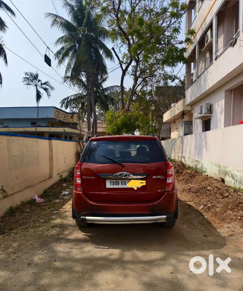 Mahindra Xuv500 2015 Diesel 145000 Km Driven