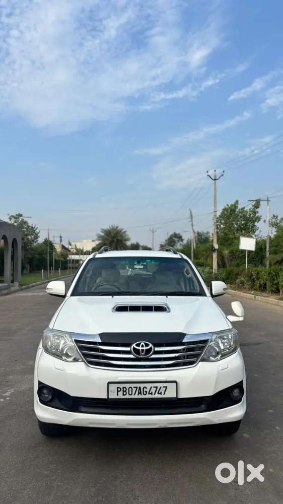 Toyota Fortuner Diesel 2012