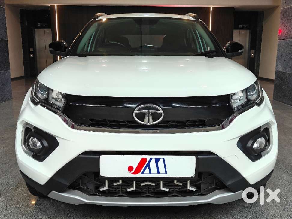 Tata Nexon 1.2 Revotron Xza Plus (o) Amt, 2021, Petrol