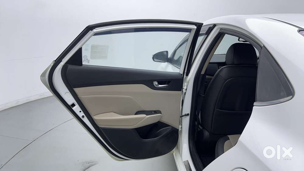 Hyundai Verna 1.5 Sx (o) Vtvt Ivt, 2021, Petrol