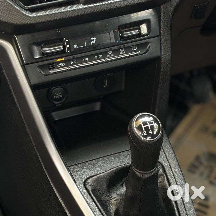 Maruti Suzuki Brezza 1.5 Vxi Cng, 2023, Petrol