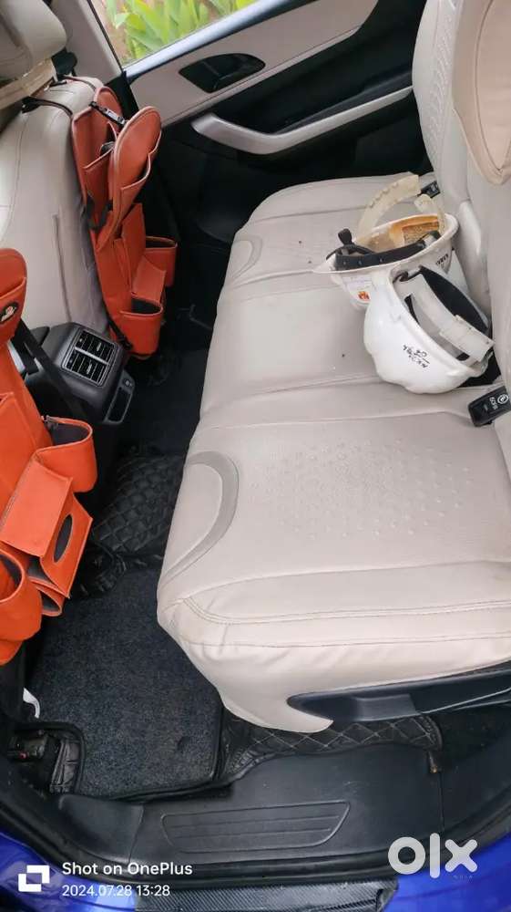 Mahindra Xuv700 2021 Petrol 63000 Km Driven