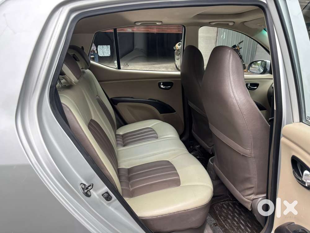 Hyundai I10 Asta 1.2 At Kappa2 With Sunroof, 2012, Petrol