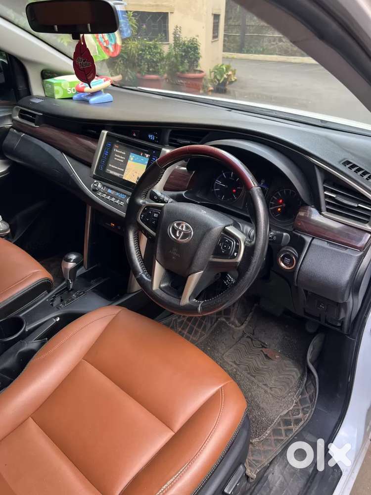 Toyota Innova Crysta 2.8 Zx At 7 Seater, 2018, Diesel