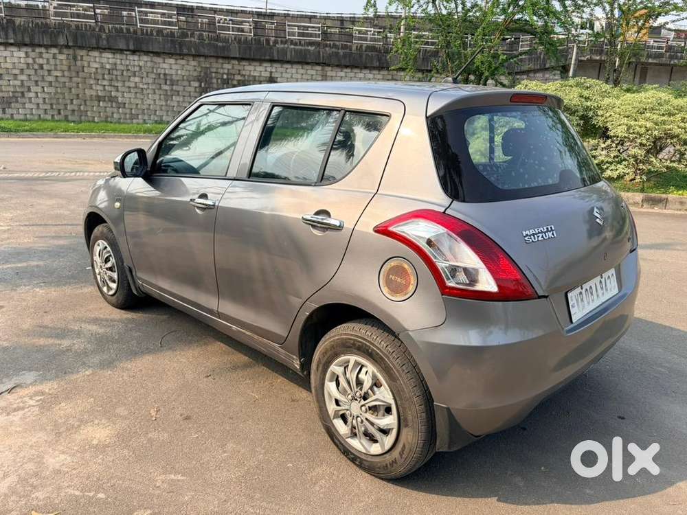 Maruti Suzuki Swift 2015 Petrol Well Maintained