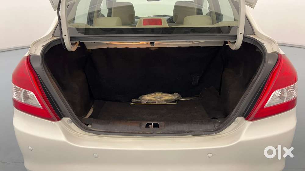 Maruti Suzuki Swift Dzire Vdi, 2017, Diesel