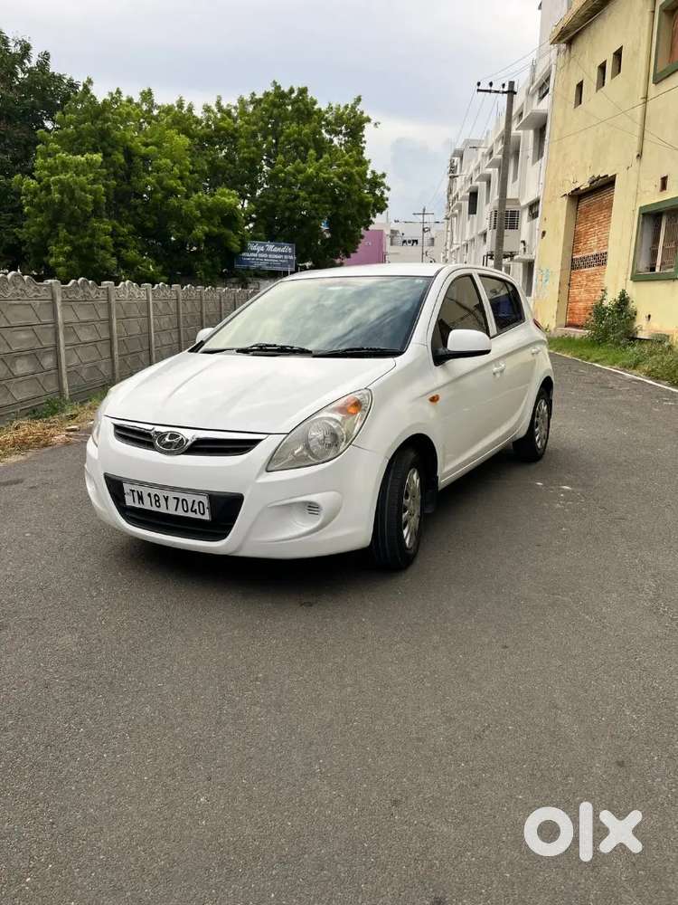 Hyundai I20 2011 Petrol 94000 Km Driven