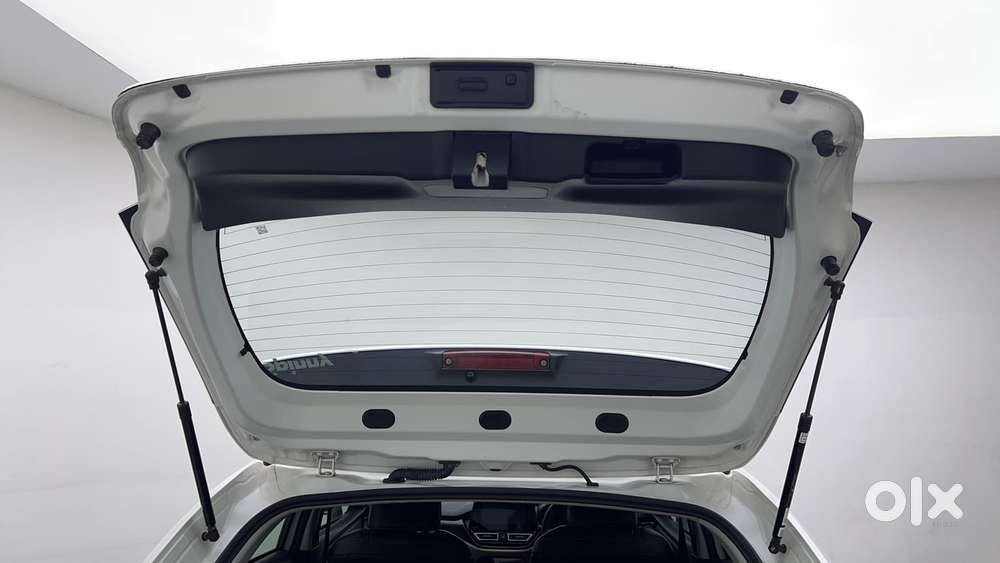 Toyota Glanza 1.2 V, 2024, Petrol