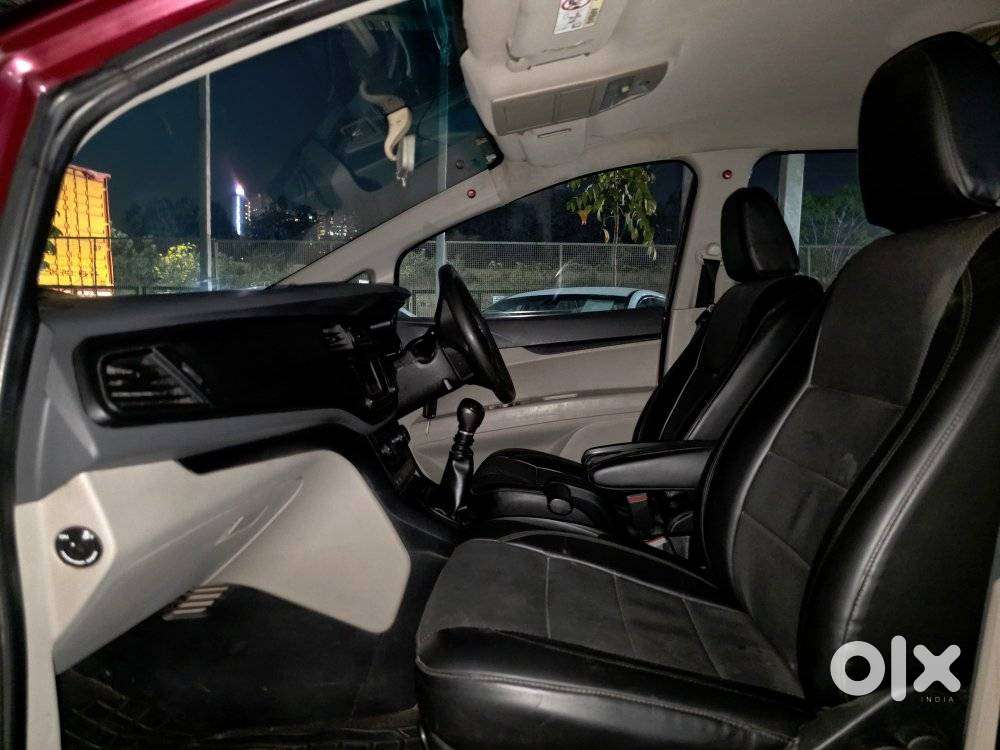 Mahindra Marazzo M4, 2019, Diesel