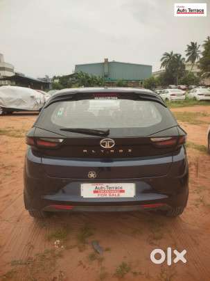 Tata Altroz 1.2 Xz Plus Dark Edition, 2022, Petrol