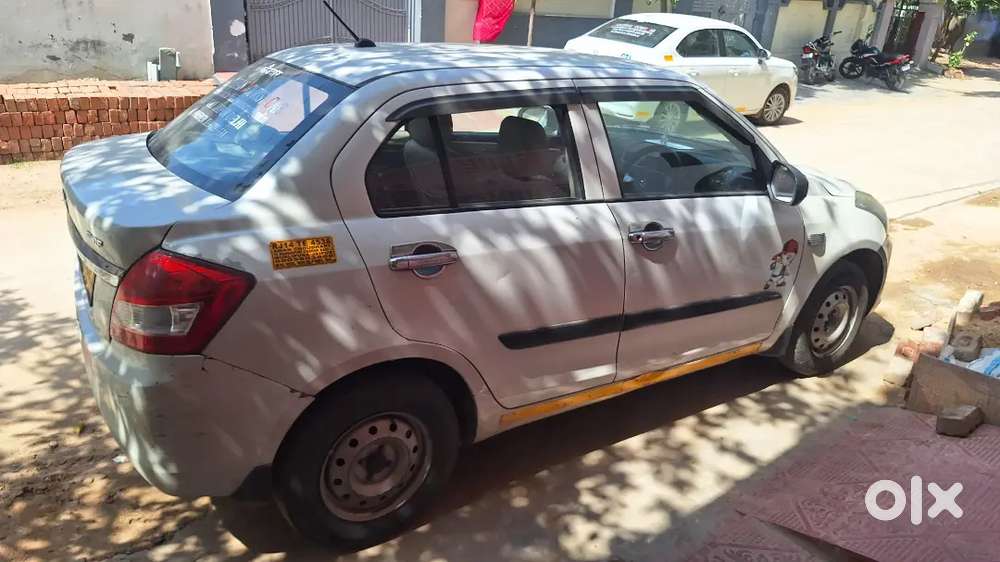 White Swift Dzire Diesal 2018