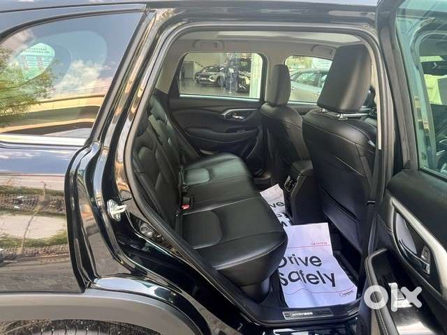 Toyota Urban Cruiser Hyryder 1.5 V Neo Drive, 2024, Petrol