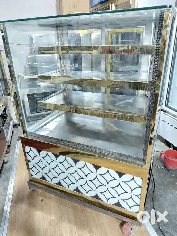 DISPLAY FRIDGE COUNTER