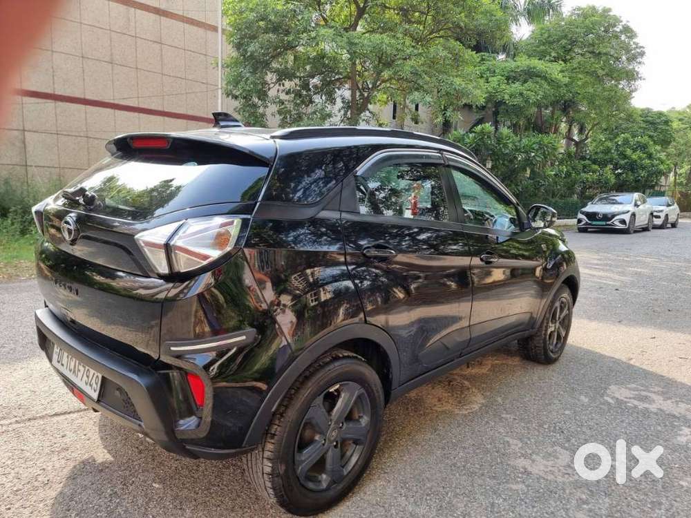 Tata Nexon 1.2 Revotron Xza Plus Luxs Red Dark Edition Amt, 2022, Pe..