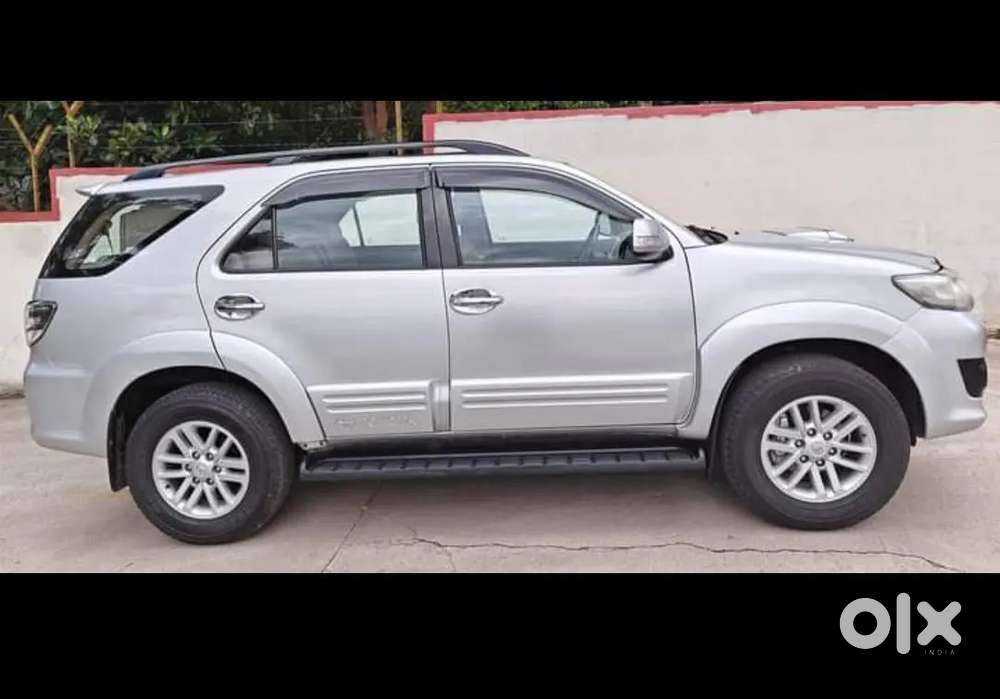 Toyota Fortuner 2012 Diesel 90000 Km Driven