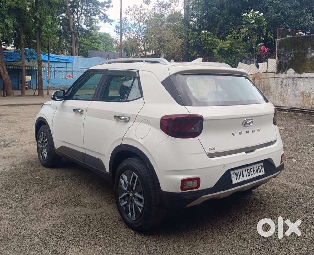 Hyundai Venue Sx (o) Mt 1.5 Diesel, 2021, Diesel