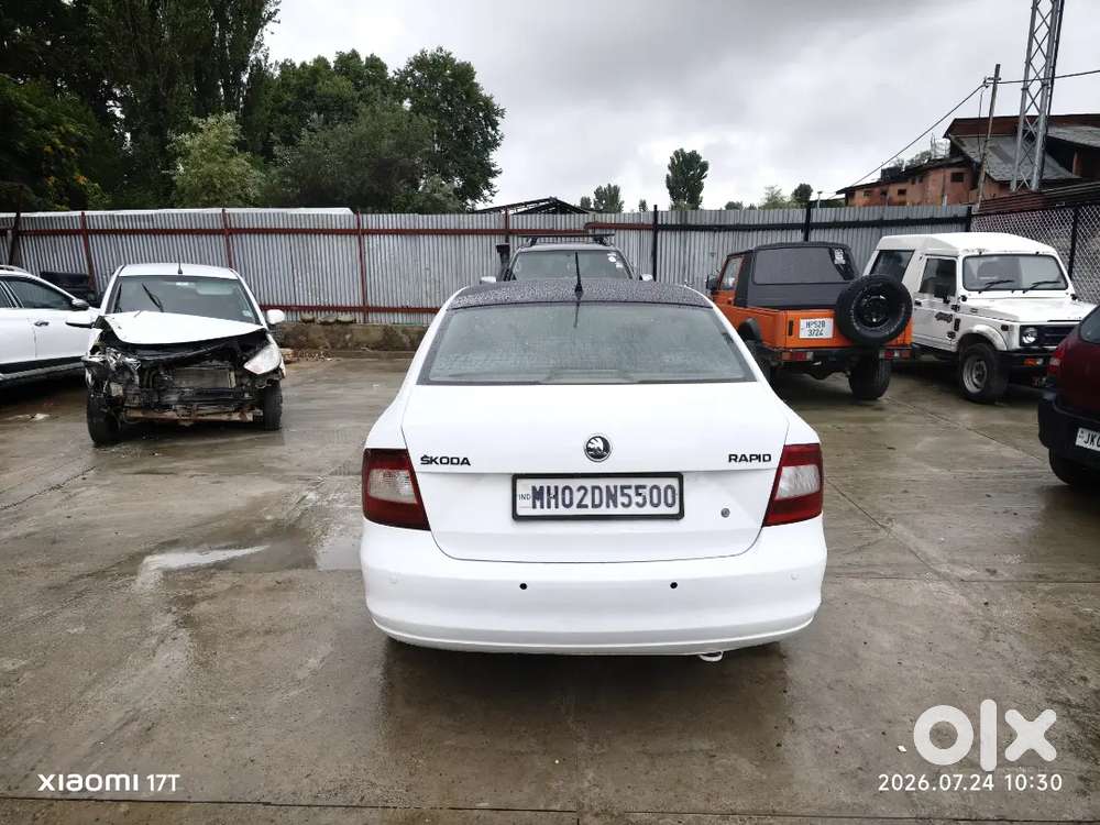 Skoda Rapid 1.6 Ambition Plus 2014