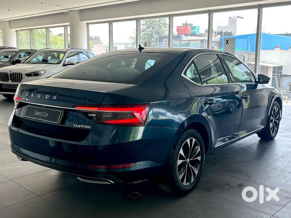 Skoda Superb 2.0 L&k Tsi At, 2022, Petrol