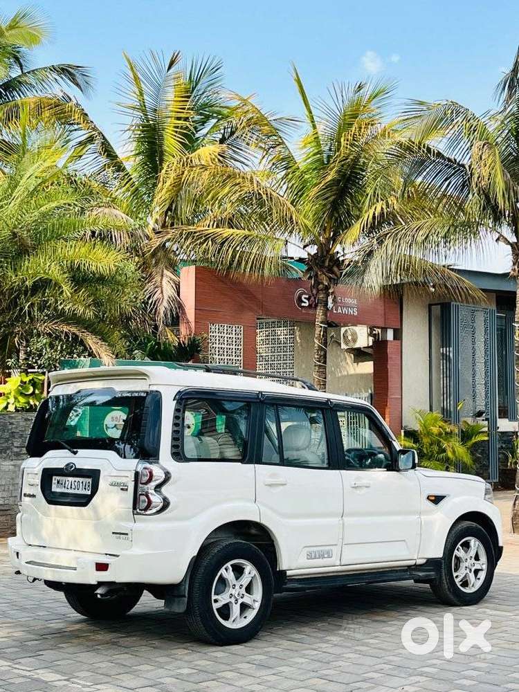 Mahindra Scorpio S10 7 Seater, 2017, Diesel