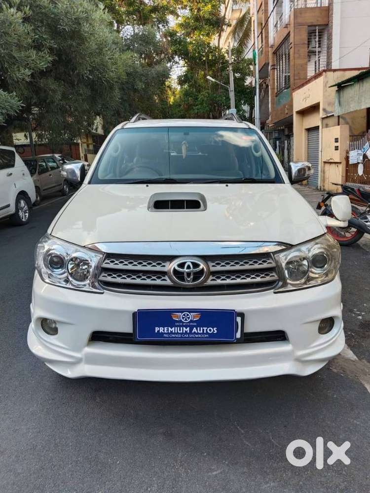 Toyota Fortuner 3.0 4x4 Manual, 2010, Diesel